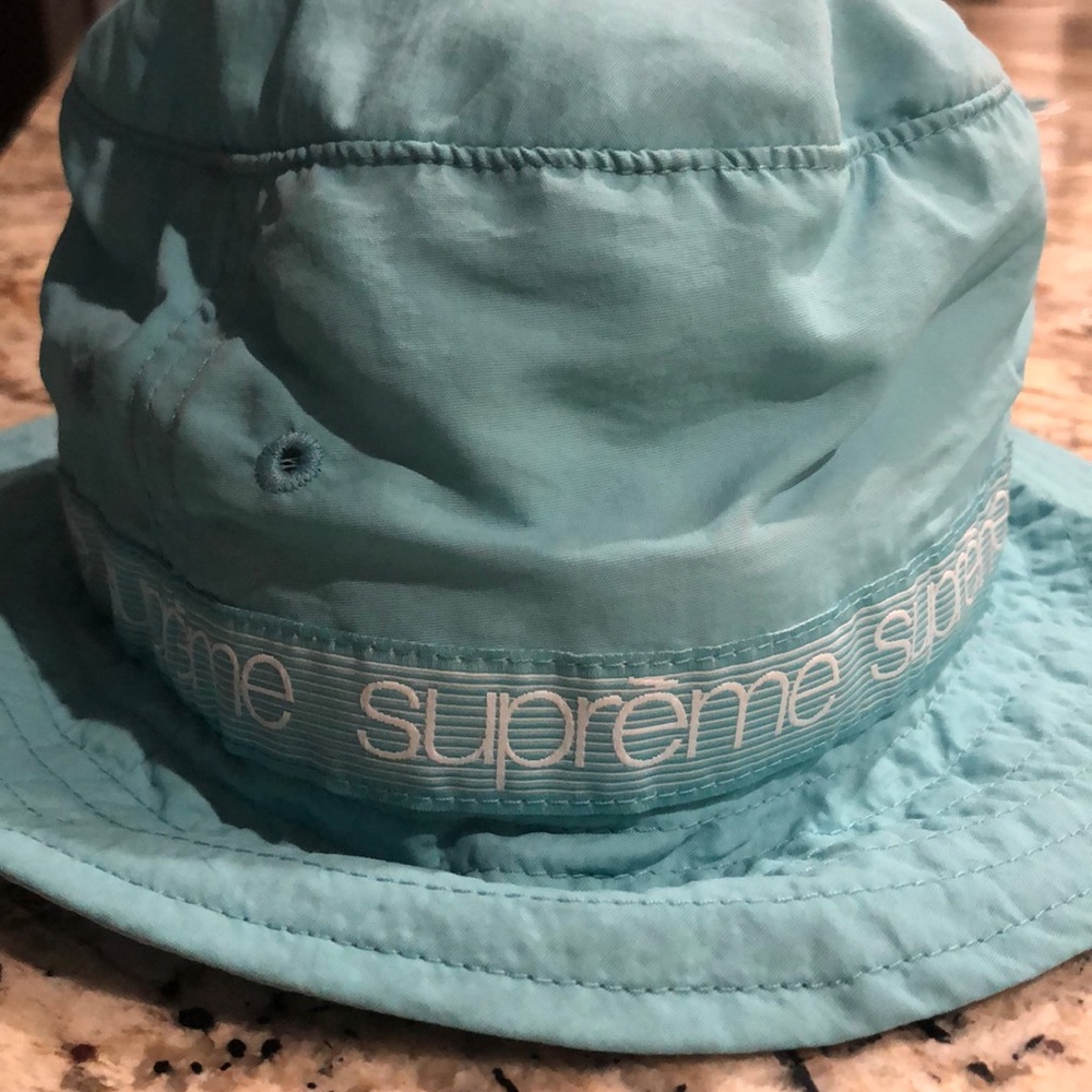 Supreme bucket hat
